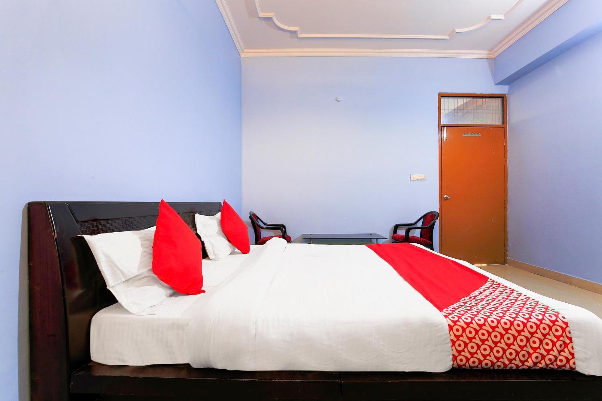 Chinhat Oyo Flagship 37109 Mangalam Guest House מראה חיצוני תמונה