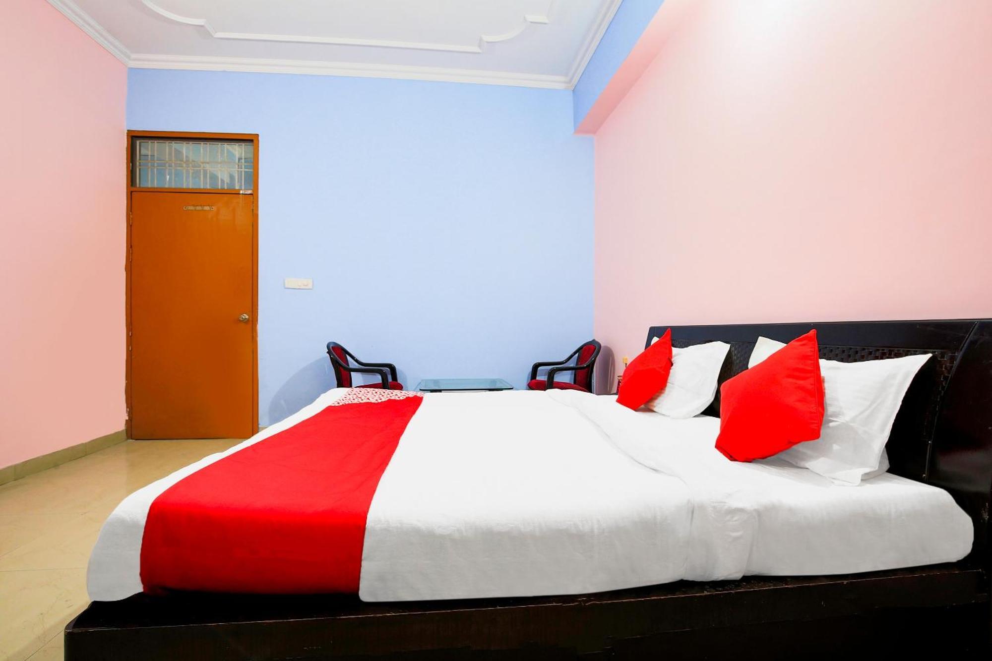Chinhat Oyo Flagship 37109 Mangalam Guest House מראה חיצוני תמונה
